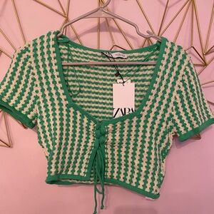 Zara small cropped crotchet sweater. New with tags. Super cute!